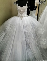 Luxury Beading Pearls CrystalsBall Gown Spaghetti Straps Vintage Wedding Dress 2105 Robe De Mariage Vestido De Noiva 2015 MS135
